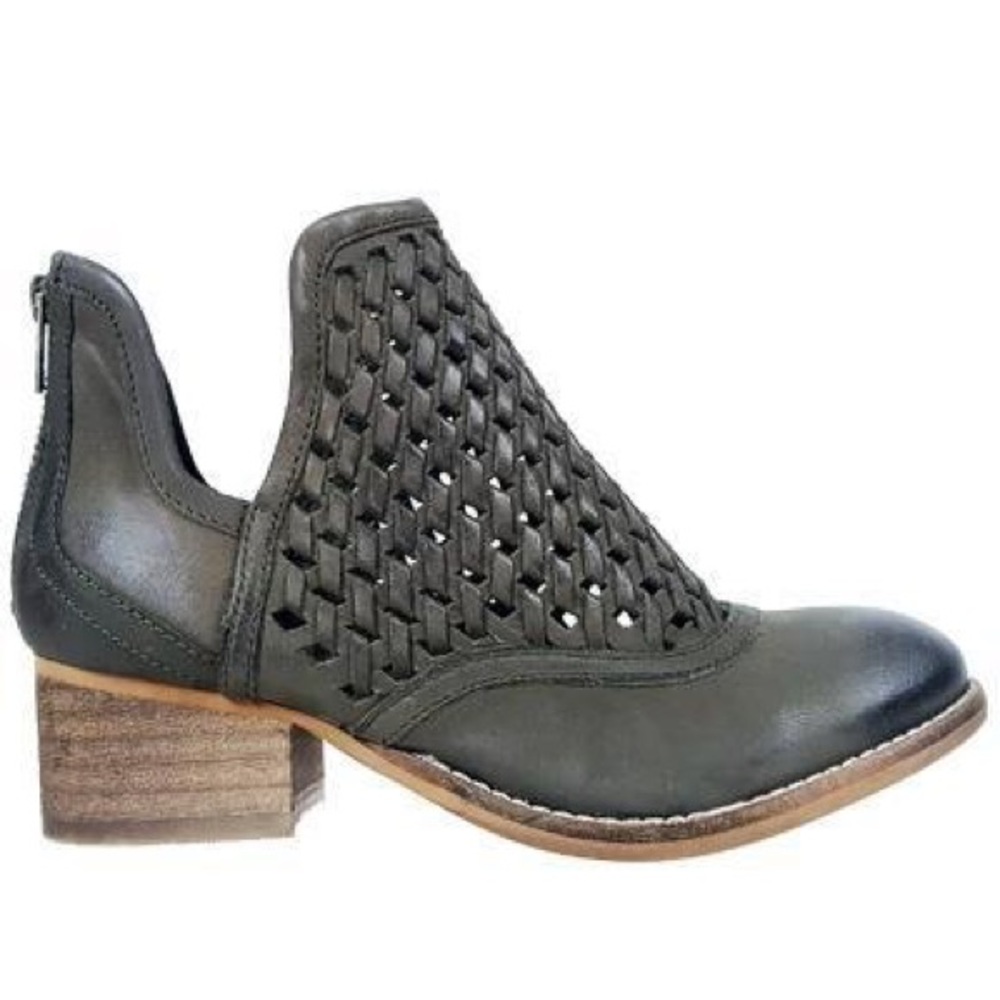 Brand New 🔥Rebels Cedric  Army Green Booties
